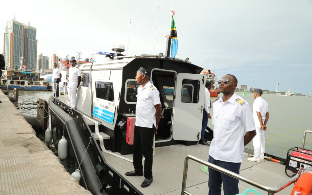 THE MINISTER OF DEFENCE, DR. STERGOMENA TAX, HAS INAUGURATED A CUTTING-EDGE PATROL BOAT